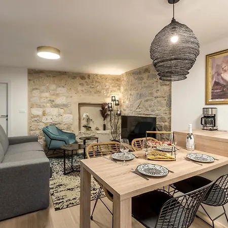 Apartment Diamond In The Heart Of The Palace